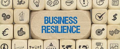 Würfel mit Schriftzug Business Resilience