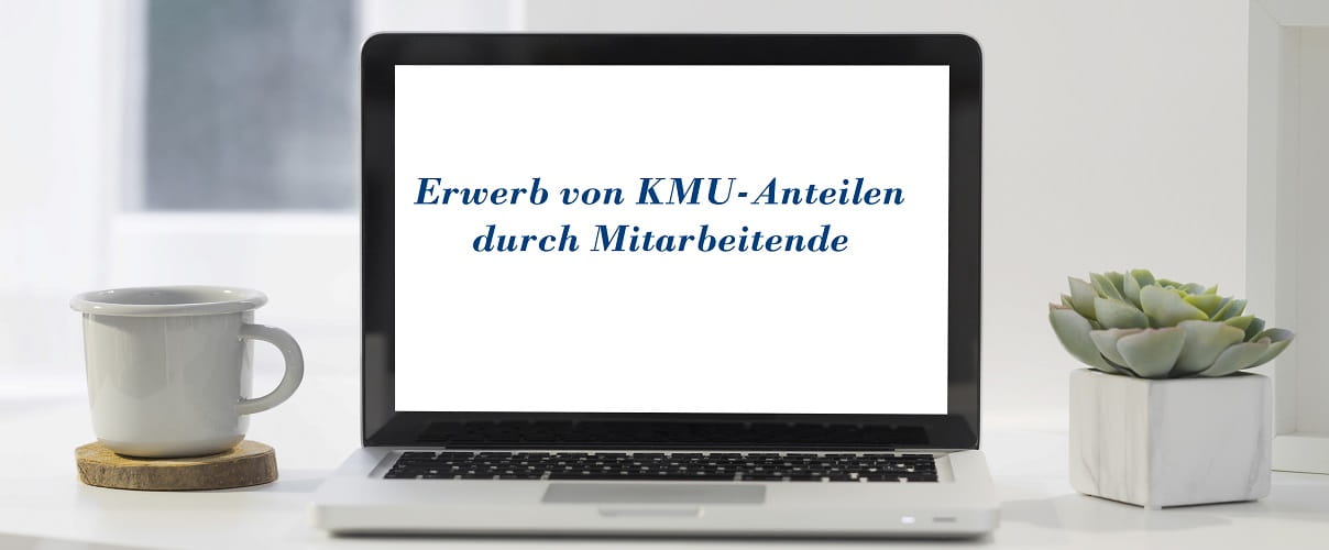 Laptop Bildschirm mit Satz Erwerb von KMU-Anteilen durch Mitarbeitende