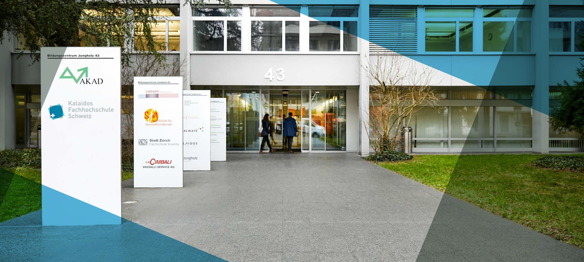 Eingang Kalaidos Bildungszentrum