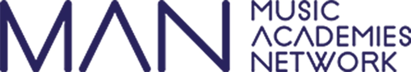 Logo M.A.N. International