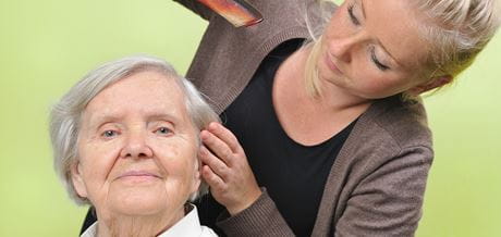 Haare bürsten