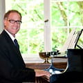 Risch Biert - مدرس profile picture