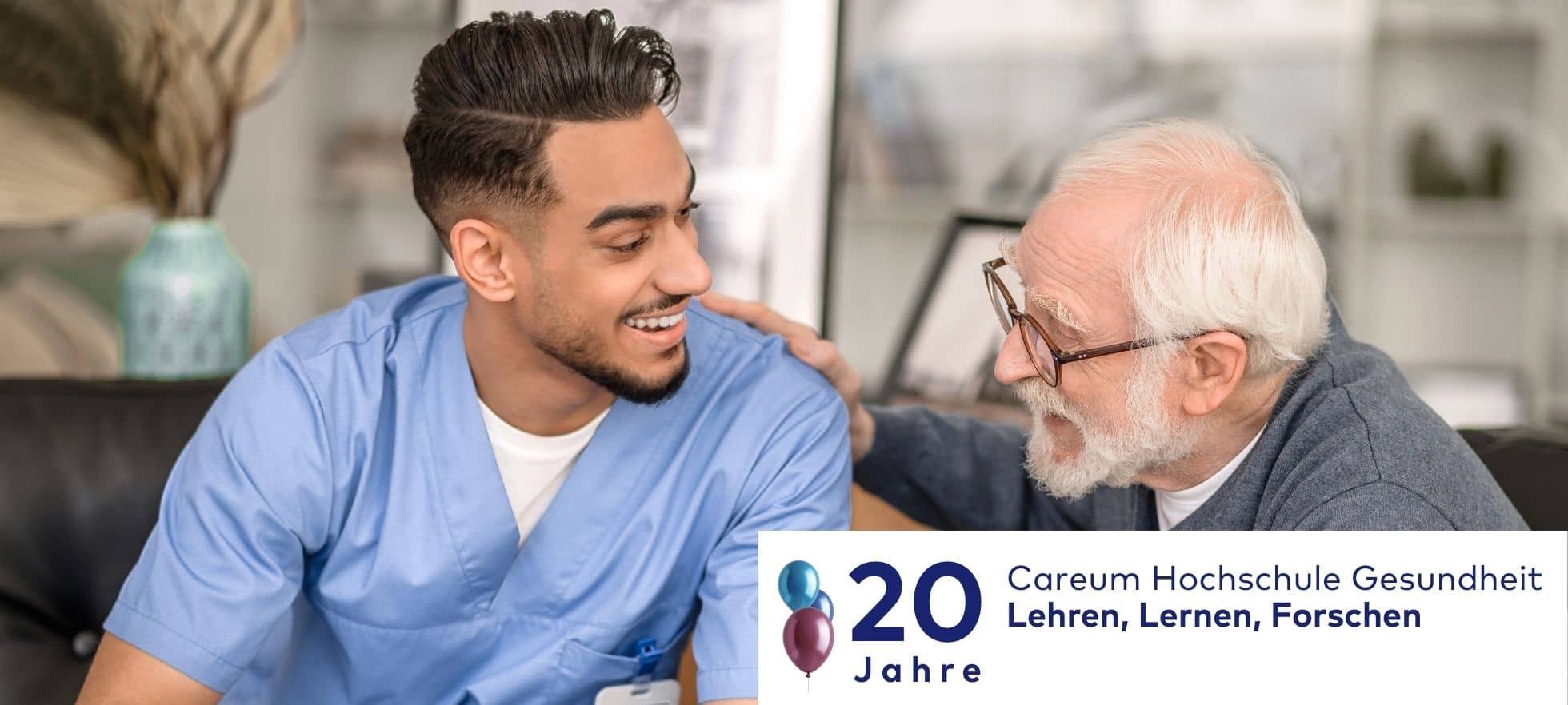 Webinar Symbolbild personenzentrierte Pflege Patient Krankenpfleger