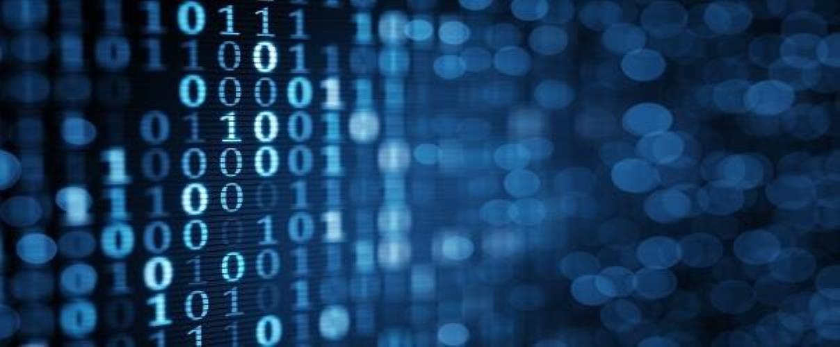 Bildschirm mit Nullen und Einsen aus Digitalcode Bildschirm mit Nullen und Einsen aus Digitalcode