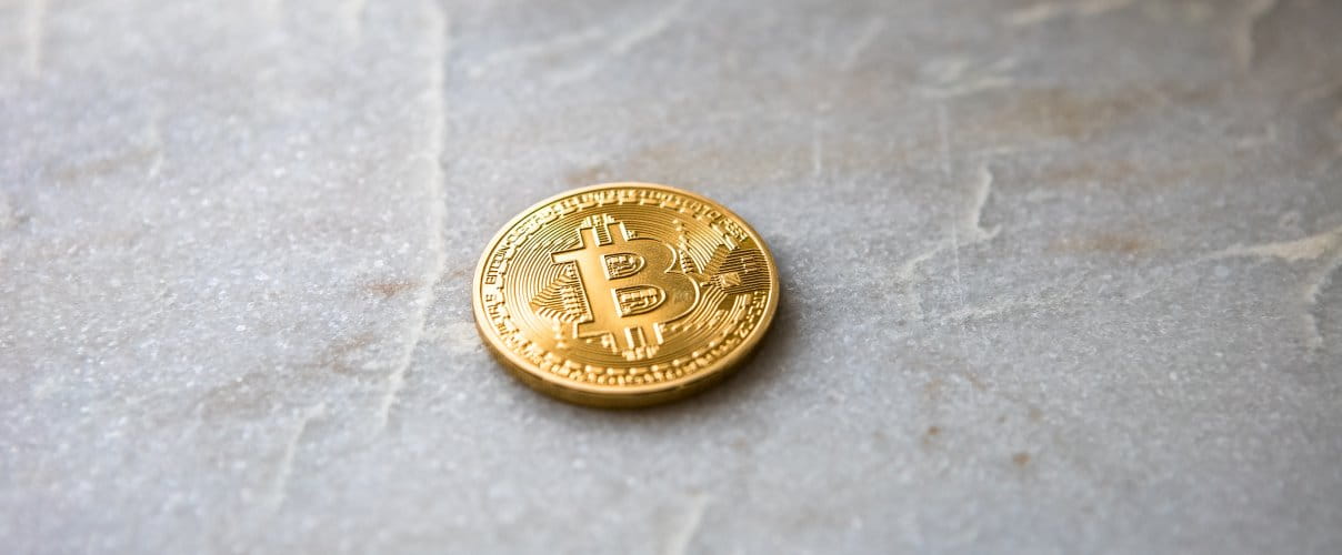 Bitcoin auf Marmor