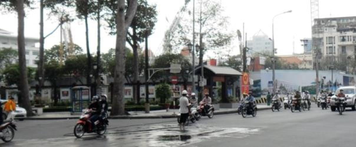 Aufnahme einer stark befahrenen Strassenkreuzung